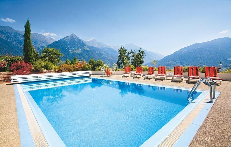 Pension Zum Burggraefler Schenna Exterior photo